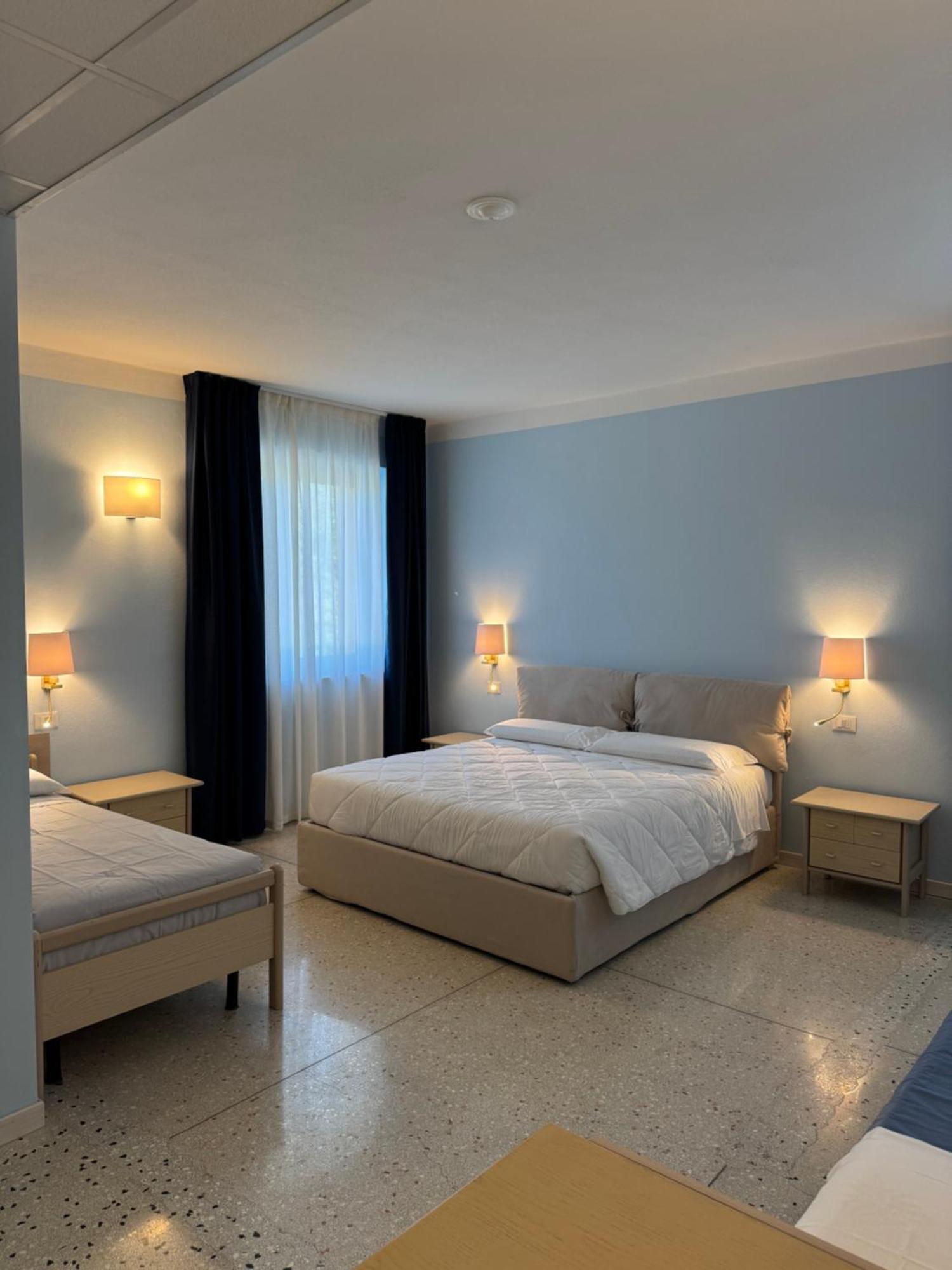 Albergo La Padana Montebello Vicentino Bagian luar foto